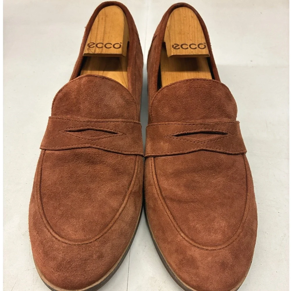 Clarks Suede Penny Loafer Shoes Womens Size 8.5 Brown Comfort Slip On Casual